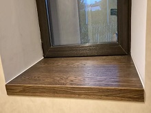 Подоконник из дерева, шпон дуба